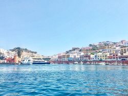 Penampakan Si Cantik Putri Steve Jobs Tampil Seksi