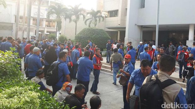 Pekerja JICT yang Mogok Kerja Membubarkan Diri