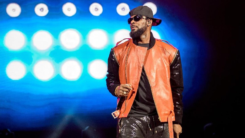 Kasus Dugaan Pelecehan Seks R Kelly Kini Ditangani FBI Kasus Dugaan Pelecehan Seks R Kelly Kini Ditangani FBI