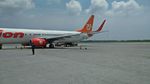 Foto: Pesawat Lion Air-Wings Air Senggolan di Bandara Kualanamu