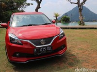 Keliling Jakarta Bersama Suzuki Baleno Hatchback