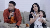 Raffi Ahmad, Nagita Slavina dan Rafathar datang berkunjung ke kantor detikcom, Kapten Tendean, Jakarta Selatan.