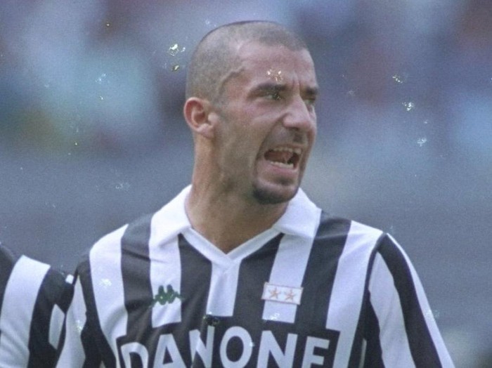 13 Sep 1992:  Roberto Baggio (left) and Gianluca Vialli (right) both of Juventus FC form a two man wall during a match. \ Mandatory Credit: Shaun  Botterill/Allsport