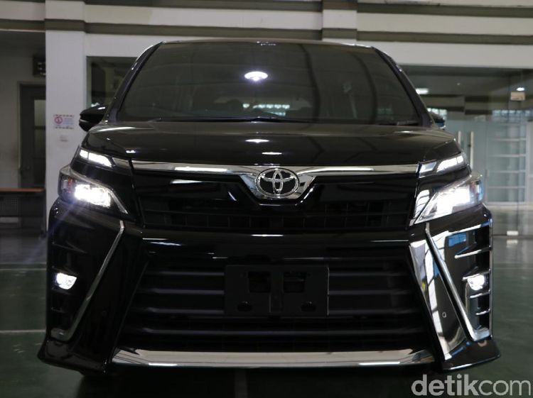 Foto: Ini Dia Tampang Baby Vellfire dari Toyota