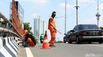 Jelang HUT RI, Flyover Taman Ria Dipercantik