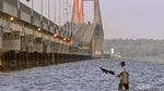 Pemandangan Ciamik Jembatan Suramadu