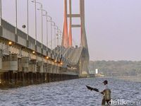 Jembatan Suramadu, 7 Fakta Dari Sejarah Hingga Lokasi Festival