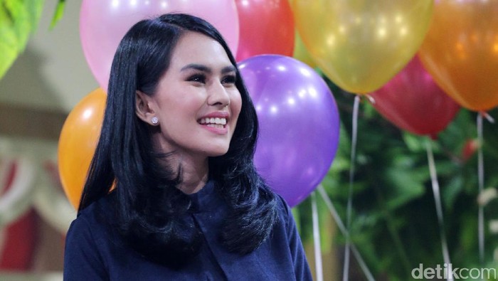 Belum Punya Calon Suami, Anak-anak Kartika Putri Mulai Panggil Papa