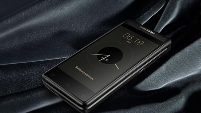 Penampakan Ponsel Android Lipat Paling Sangar