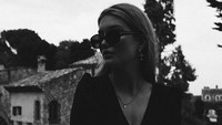 Iza Ijzerman juga seorang model plus-size di Belanda. (Dok. Instagram/izaijzerman)