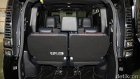 Mobil yang disebut sebagai baby Vellfire ini memang mirip dengan MPV mewah Toyota Vellfire. Foto: Rangga Rahadiansyah