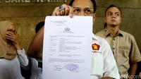 Viktor dilaporkan oleh Ketua DPP Gerindra Iwan Sumule di Bareskrim Polri, Gedung KKP, Jl Medan Merdeka Timur, Jakarta Pusat, Jumat (4/8/2017).
