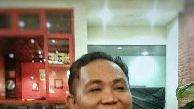 Foto: Viktor dan Arief, Politisi yang Tersandung Ocehannya Sendiri