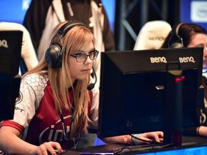 Menekuni e-Sports Tak Berarti Kecanduan Game