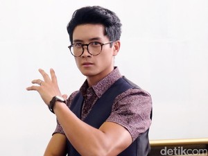 Si Ganteng Peter Sudarso, Pemeran Power Rangers Keturunan Indonesia