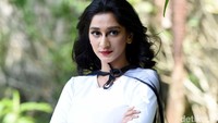 Wajah cantiknya membuat para pria jatuh hati. Pool/Noel/detikFoto.