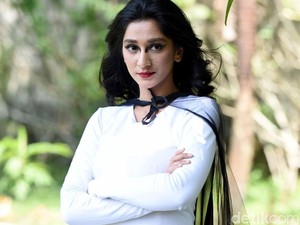 Profil Fanny Ghassani yang Ngaku Pernah Digoda Artis Terkenal