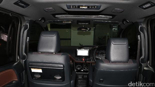 Toyota Voxy Si Bongsor Nan Seksi Toyota Voxy Si Bongsor Nan Seksi