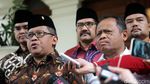 Sekjen PDIP Temui Hamzah Haz