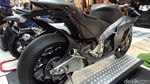 Motor Marquez-Pedrosa Versi Jalanan Pamer Otot di Mal