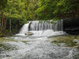 Yang Cantik dan Segar di Sanggau: Air Terjun Pancur Aji
