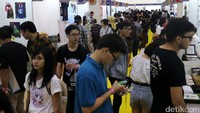 Para pengunjung memadati arena Popcon Asia 2017.