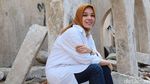 Dewi Sandra Kok Ngelamun Aja?