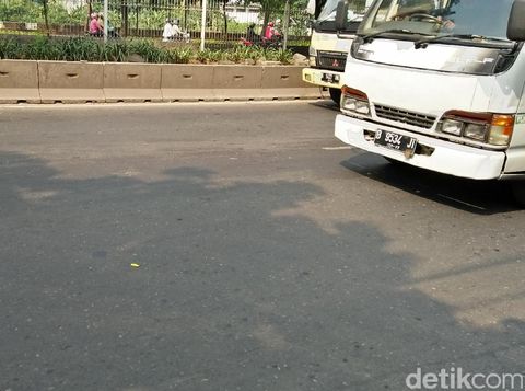  Lokasi tewasnya guru SD Suharso di Jl Daan Mogot, Sabtu (5/8/2017)