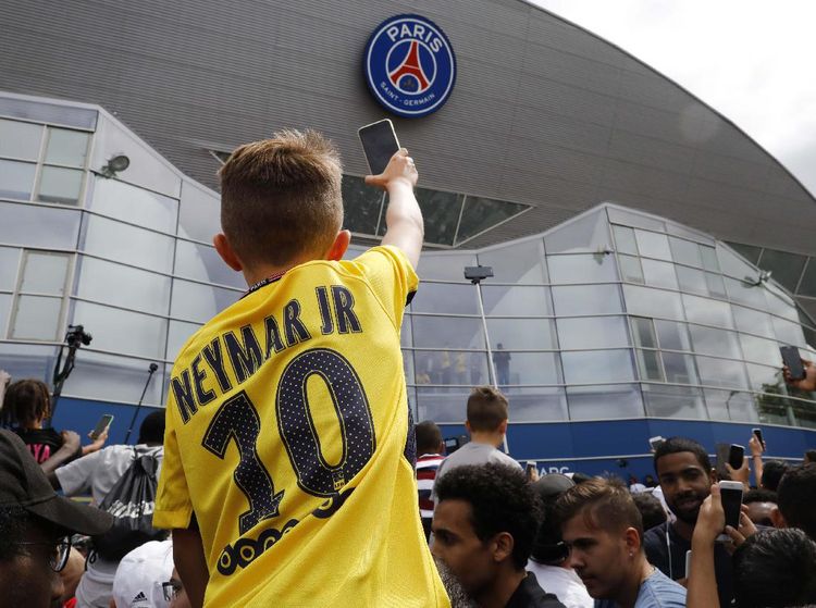 Jersey Neymar Laris Manis