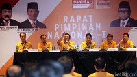 Oesman Sapta Odang (OSO) memimpin rapat, Sabtu (5/8/2017).