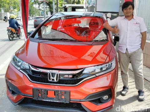 Honda Jazz di Makassar