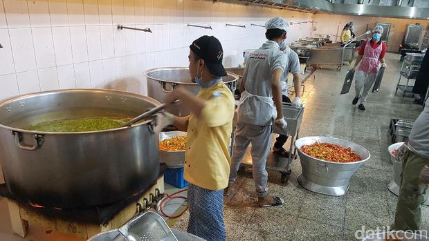 Wakil Ketua KPHI Mengecek Perusahaan Katering