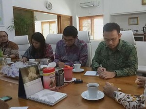 Masuk Banyuwangi, Bupati Anas Ajak Go-Jek Gerakkan Roda Ekonomi