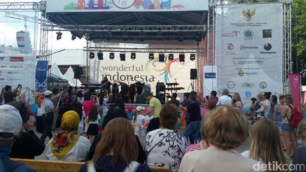 Krakatau Reunion Semakin Meriahkan Festival Indonesia ke-2 di Moskow