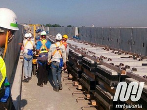 Rel MRT Jakarta Mulai Dipasang
