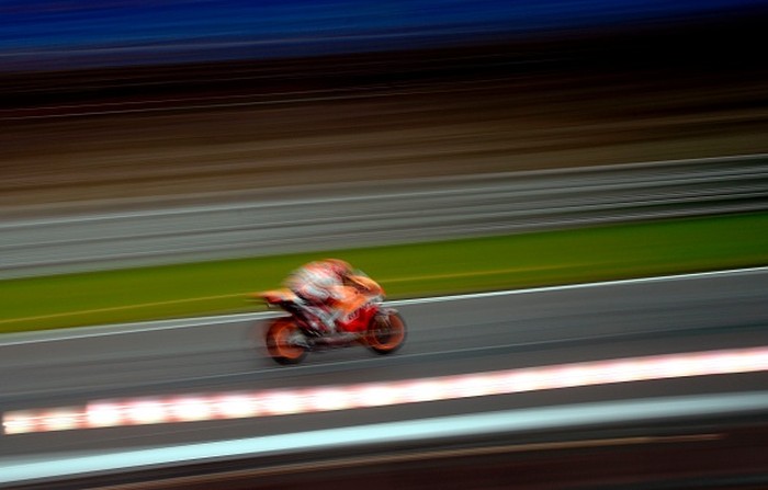 Repsol Honda teams Spanish driver Marc Marquez rides his Honda during the warm-up of the Moto GP Grand Prix of the Czech Republic in Brno on August 6, 2017. / AFP PHOTO / Michal Cizek        (Photo credit should read MICHAL CIZEK/AFP/Getty Images)