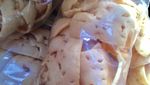 Kriuk-kriuk 9 Kerupuk Favorit Ini Bikin Makan Makin Lahap