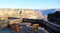 Menyantap makanan di El Tovar Lodge, Amerika Serikat jadi pengalaman tersendiri. Karena tamu bisa makan sambil melihat pemandangan Grand Canyon. (Foto: Istimewa)