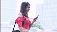 Kecantikannya menurun dari keluarga yang memiliki darah asal Irlandia, Inggris, juga Perancis. (instagram Cassandra Lee)
