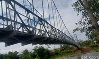 Pemerintah Bangun Jembatan Gantung di Pelosok Negeri