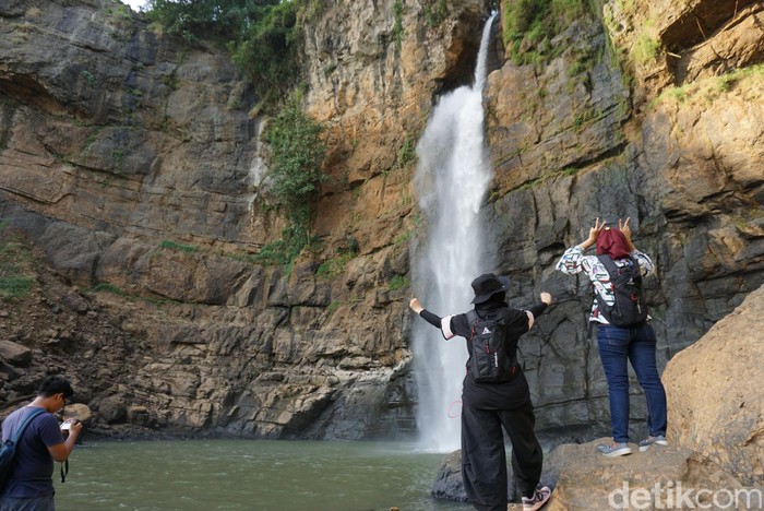 Air terjun di Geopark Ciletuh, Sukabumi