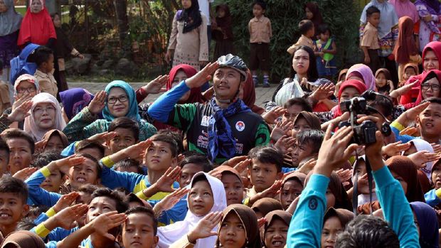 Menpora Ikut Gowes Pesona Nusantara di Lebak