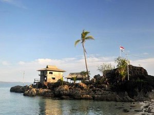 Terbang ke Natuna, Susi Masih Temukan Kapal Pencuri Ikan