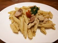 Doppio Coffee: Enaknya Menghirup Doppio Cube Beraroma Karamel Sambil Ngemil Risoles