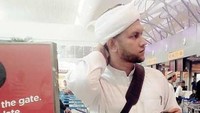 Pikiran nyogok itu haram muncul dan menguasai pikiran Zulkiram usai dia pulang dari Thailand. Zulkiram memang sempat pergi selama 2 pekan ke Thailand untuk mempelajari agama. Foto: Instagram Muhammad Zulkiram (@joekhana_)