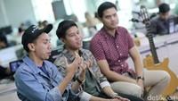 RAN mengibaratkan hubungannya layaknya kisah asmara. Foto: Asep Syaifullah
