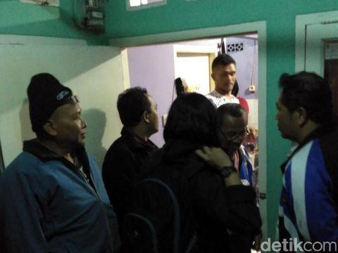 Momen Tersangka Hate Speech ke Jokowi Ditangkap Polisi di Cianjur