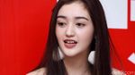 Artis Wanita yang Punya Gigi Gingsul, Senyumnya Manis Banget!