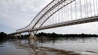 Gambar Terpanjang Kalimantan Lewati Sungai Pulau Jembatan Gambar Tayan ...