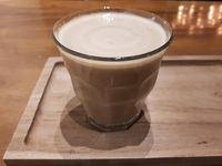 Doppio Coffee: Enaknya Menghirup Doppio Cube Beraroma Karamel Sambil Ngemil Risoles